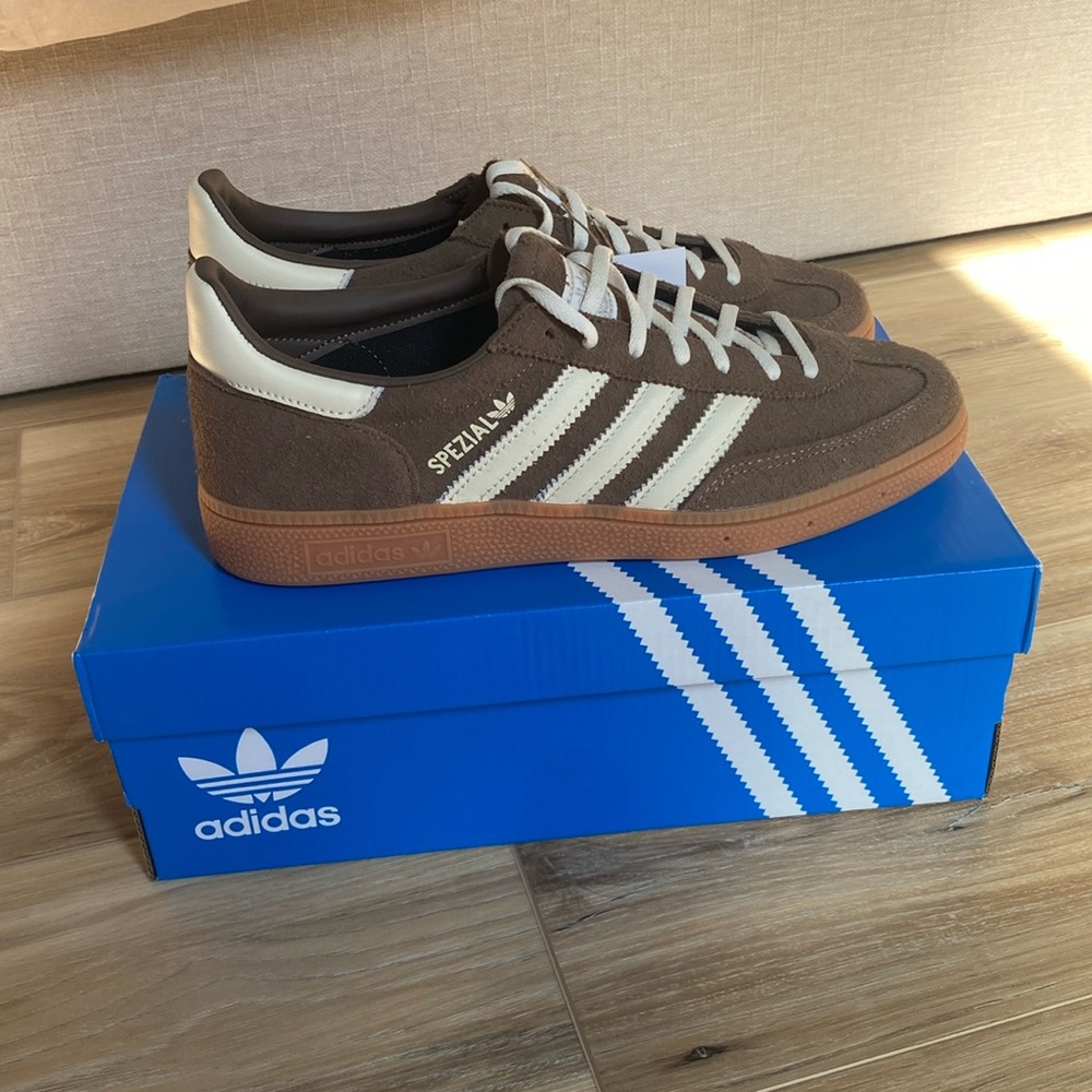 Adidas Handball Spezial brown and white shoes